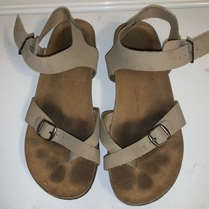 American eagle Birkenstocks look-alike